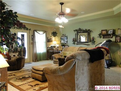 740 W Badger Lee Rd, Sallisaw, OK 74955 - photo 2