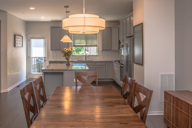 940 Coletta Cir, Naperville, IL 60563 - photo 6