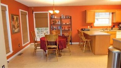 Dining Kitchen Area