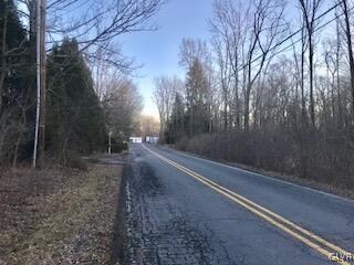 1426 Hildenbrandt Rd, Wind Gap, PA 18091 - photo 7