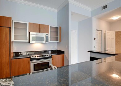 802 W Windward 406 (9)