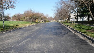 9262 Cherry Ln unit 43, Laurel, MD 20708 - photo 4