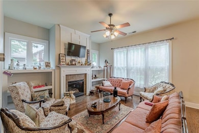 9912 Mancunian Way E, Douglasville, GA 30135 - photo 4