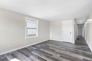 2045 Joyce Ave, Columbus, OH 43219 - photo 3