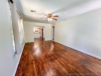 904 S Johnston St, Ada, OK 74820 - photo 6