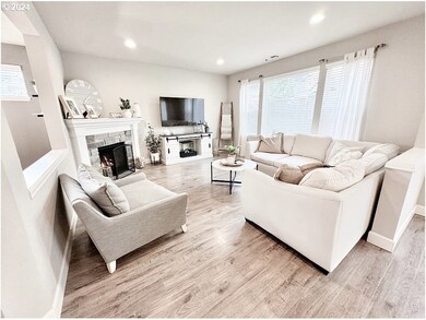 15701 SE Kestrel Dr, Clackamas, OR 97015 - photo 7