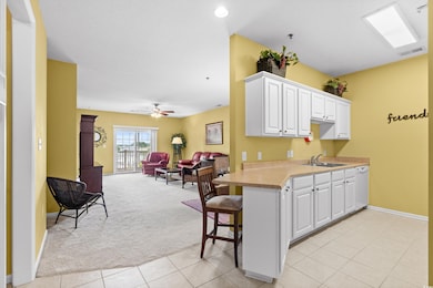 2050 Cross Gate Blvd unit 303, Myrtle Beach, SC 29575 - photo 4