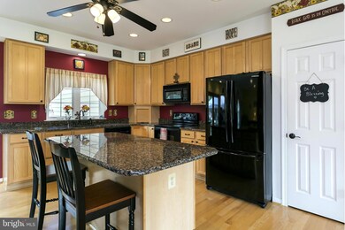 305 Obrecht Rd, Sykesville, MD 21784 - photo 3