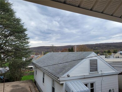 35 N 3rd St unit 2nd Floor, Emmaus, PA 18049 - photo 4