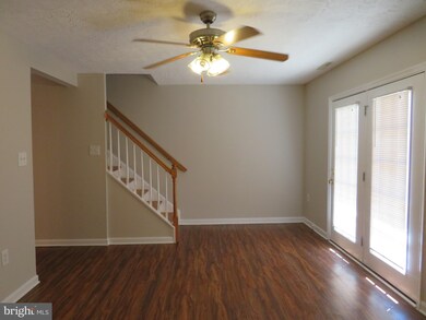 46829 S Shangri la Dr, Lexington Park, MD 20653 - photo 4