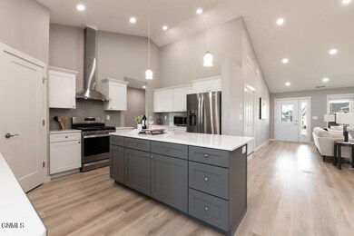 1610 Harp Hawk Dr MLS-16