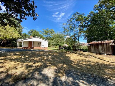 1501 Mount Tabor Church Rd, Asheboro, NC 27205 - photo 7