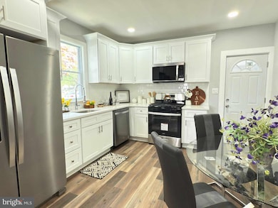 430 Kossuth St, Riverside, NJ 08075 - photo 7