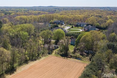 14 Brushneck Rd, Marlboro Township, NJ 07746 - photo 3