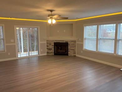 2138 Zanes Creek Dr, Inman, SC 29349 - photo 4