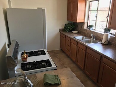1322 E Miles St, Tucson, AZ 85719 - photo 6