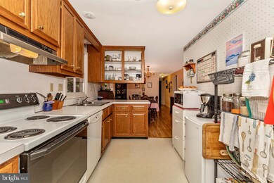 3819 S Mountain Rd, Knoxville, MD 21758 - photo 6