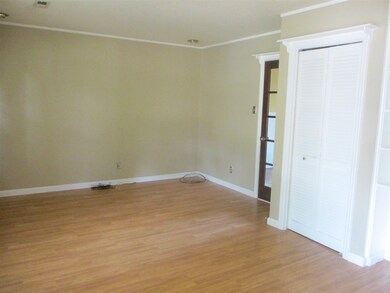 609 Lyman Rd, Inman, SC 29349 - photo 4