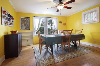 Two built-ins and plenty of natural light accent t