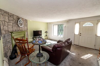 22 Joston Dr, Merrimack, NH 03054 - photo 5