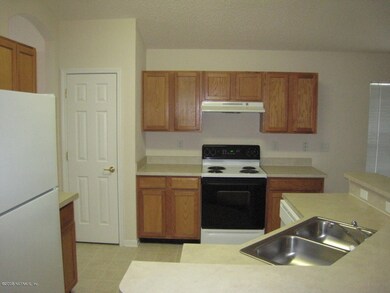 10398 Centerwood Ct, Jacksonville, FL 32218 - photo 4