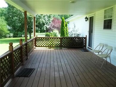 Spacious Deck- great for entertaining!