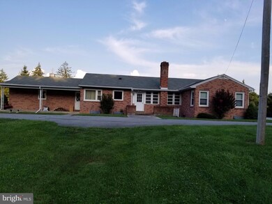 2140 Valley Rd, Berkeley Springs, WV 25411 - photo 2