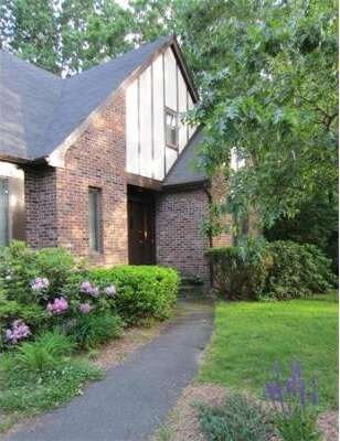 2 Teaberry Ln, Amherst, MA 01002 - photo 3