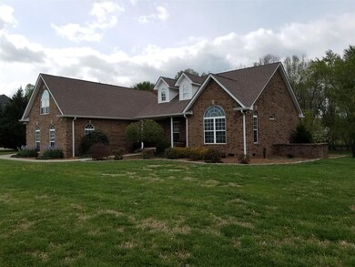110 Spirit Cir, Manchester, TN 37355 - photo 2