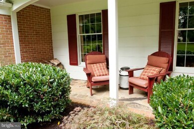 11920 Meylston Dr, Lutherville Timonium, MD 21093 - photo 6