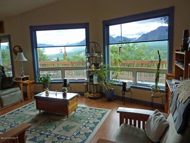 Pinochle Living Area