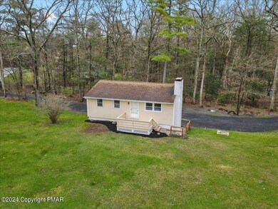 1426 Brislin Rd, Stroudsburg, PA 18360 - photo 5