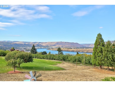 2803 E 12th St, the Dalles, OR 97058 - photo 4