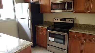 31A Haddon Rd unit 31A, Monroe Township, NJ 08831 - photo 3