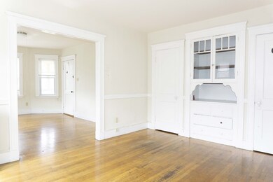 650-652 Hyde Park Ave unit 3L, Boston, MA 02131 - photo 5