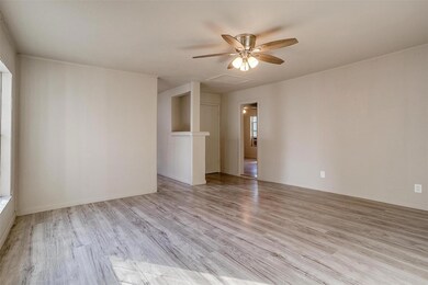 705 N Wood St, Cleburne, TX 76033 - photo 6