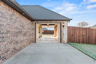 1441 Antler Ridge, Tuttle, OK 73089 - photo 4