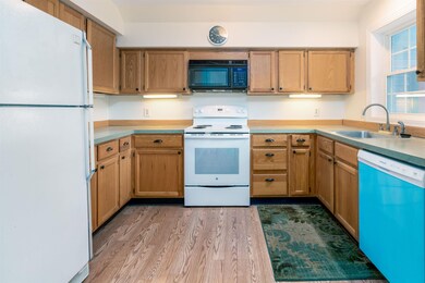 112 S Main St unit G2, Stowe, VT 05672 - photo 6