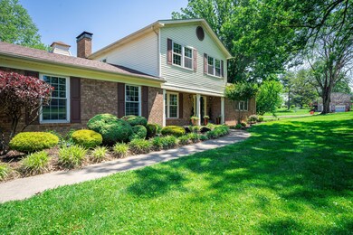 811 Springhill Ln, Frankfort, KY 40601 - photo 3