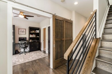 599 W 2nd Ave, Columbus, OH 43215 - photo 5