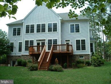 11212 Chivalry Chase Ln, Spotsylvania, VA 22551 - photo 2