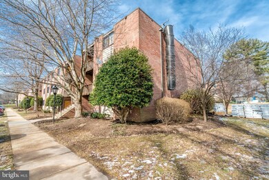 10720 West Dr unit 103, Fairfax, VA 22030 - photo 2