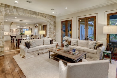 6266 Burgoyne Rd, Houston, TX 77057 - photo 7