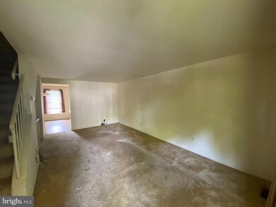 20531 Strath Haven Dr, Montgomery Village, MD 20886 - photo 3