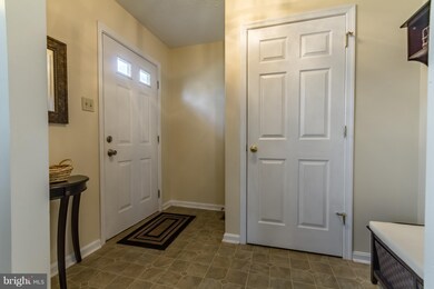 329 W Cedarmeade Ave, Winchester, VA 22601 - photo 4