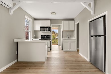 30 Metacomet Ave, Rumford, RI 02916 - photo 2