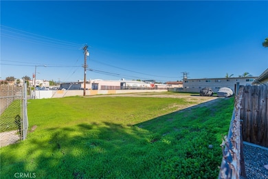 934 N Citron St, Anaheim, CA 92805 - photo 2