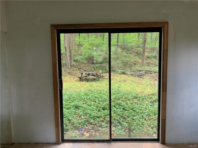 2562 S Ivy St unit REAR, Allentown, PA 18103 - photo 6