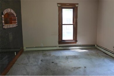 2611 E Walnut St, Des Moines, IA 50317 - photo 2