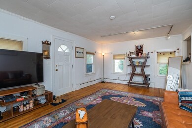 28 West St, Easthampton, MA 01027 - photo 5